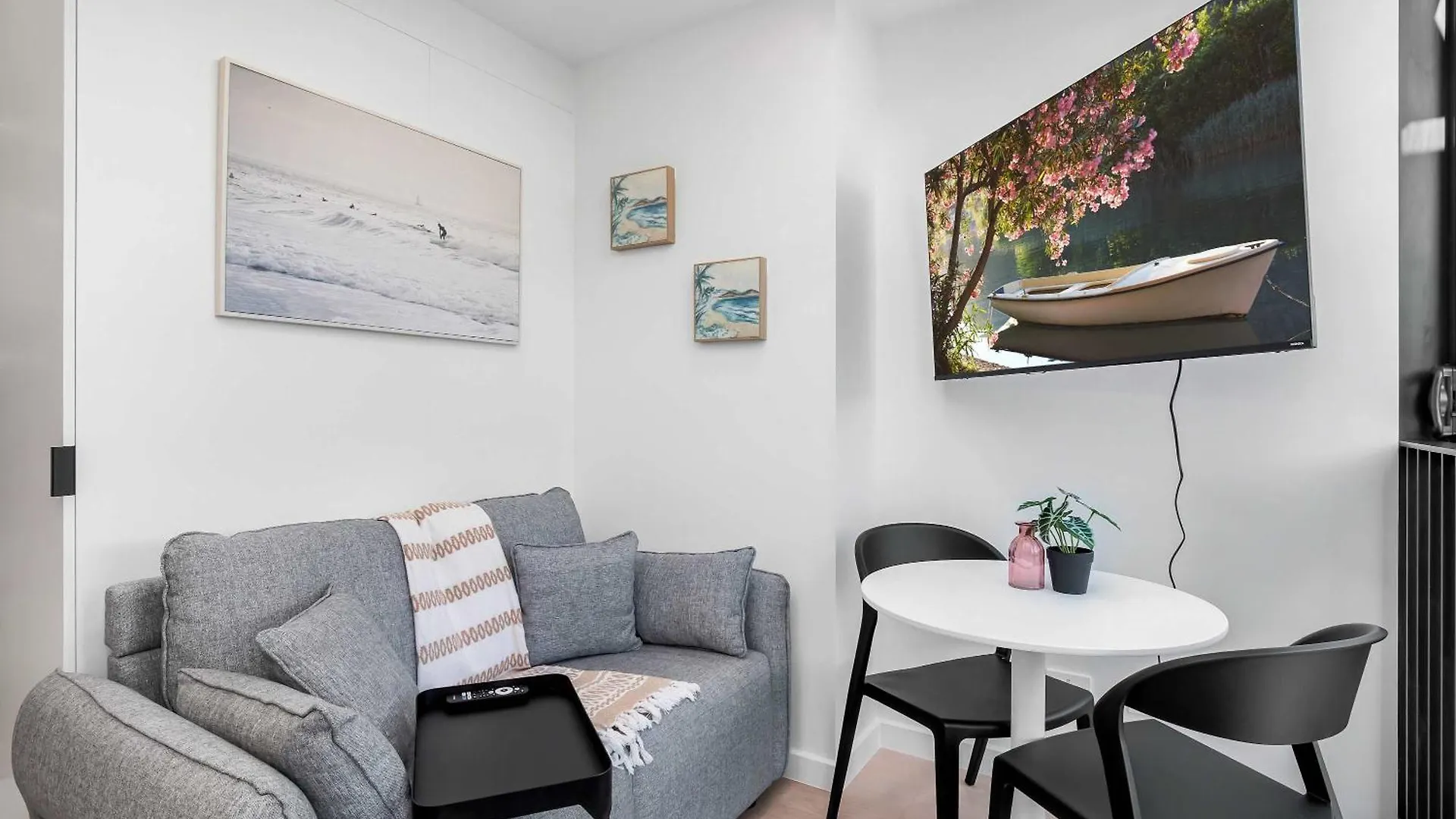 Apartment Hyde Lane Apt - Walk To Shops Cafes Attractions Wellington